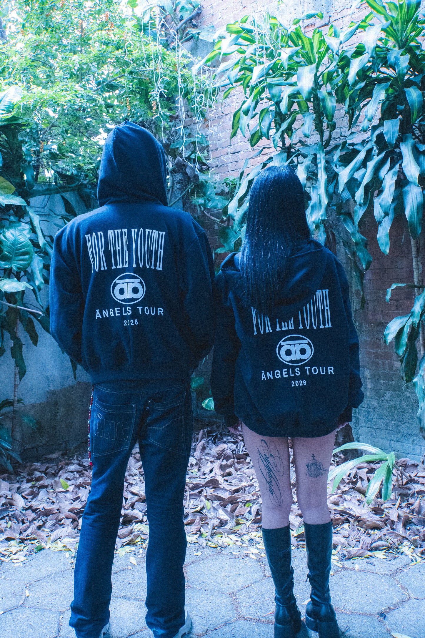 ĀNGELS TOUR 2026 ZIP UP HOODIE