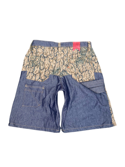 "Camo jorts"